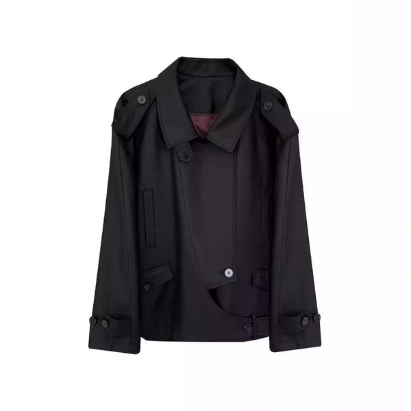 Lockerer weiter britischer Retro-Trenchcoat