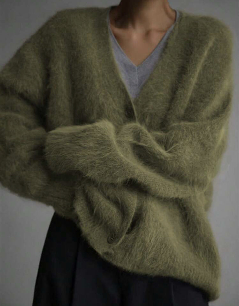 Women's relaxed V-neck button cardigan