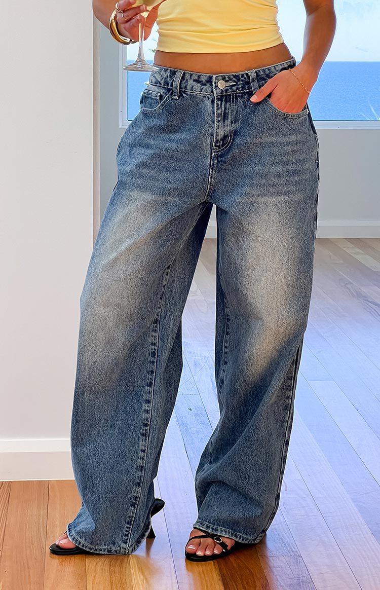 Blue Washed Vintage Full-Length Jeans – product image 1