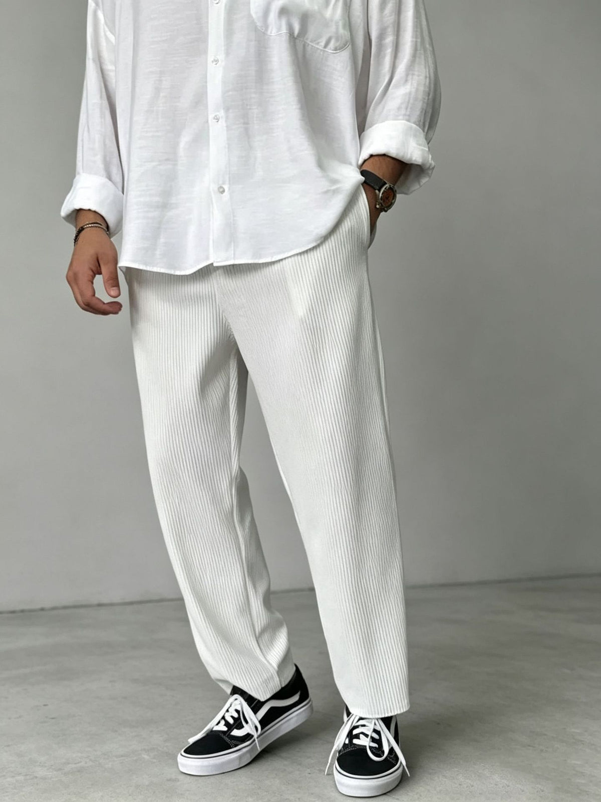 Off-white pinstripe relaxed straight-leg casual pants, loose fit with ankle hem