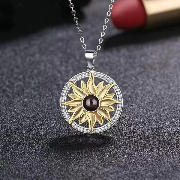 Projection Fashion Personality Women's Necklace - WOMONA.COM