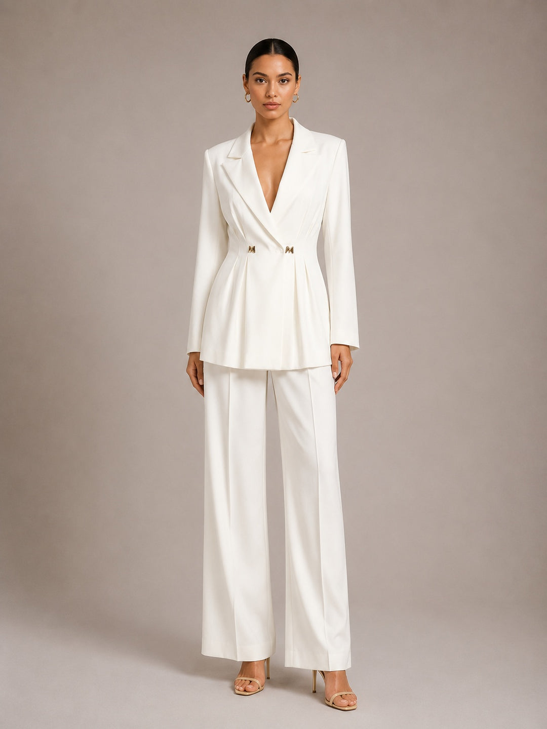 Women's Fitted Blazer & Straight-Leg Trousers Set