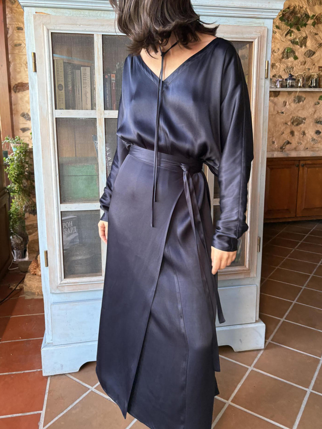 Women's Navy Blue Satin Tie-Waist Slit Long Sleeve Maxi Dress