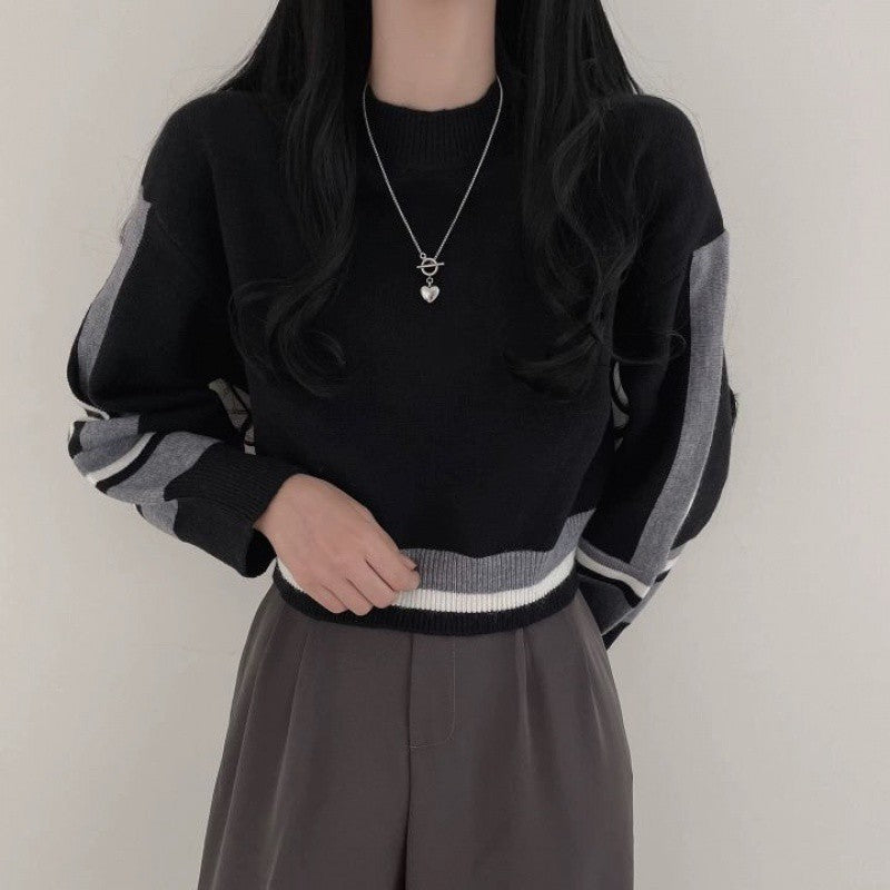 Women's Short Lantern-Sleeve Sweater Loose and Relaxed - product image 3