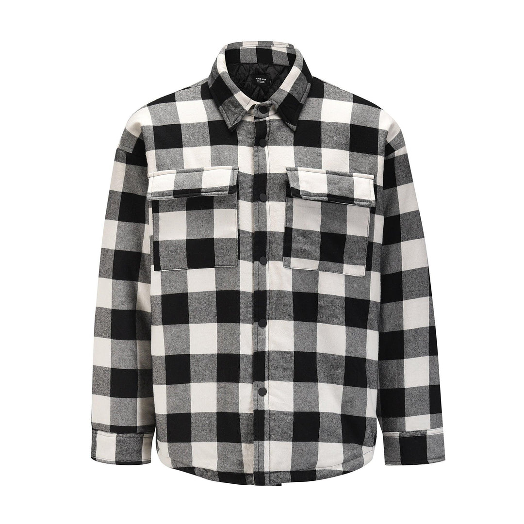 Cotton casual shirt in black-and-white buffalo check with button-up collar and chest pockets