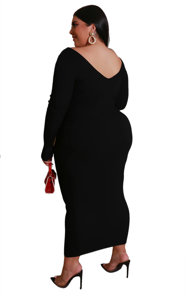 Plus size V-neck dress - WOMONA.COM