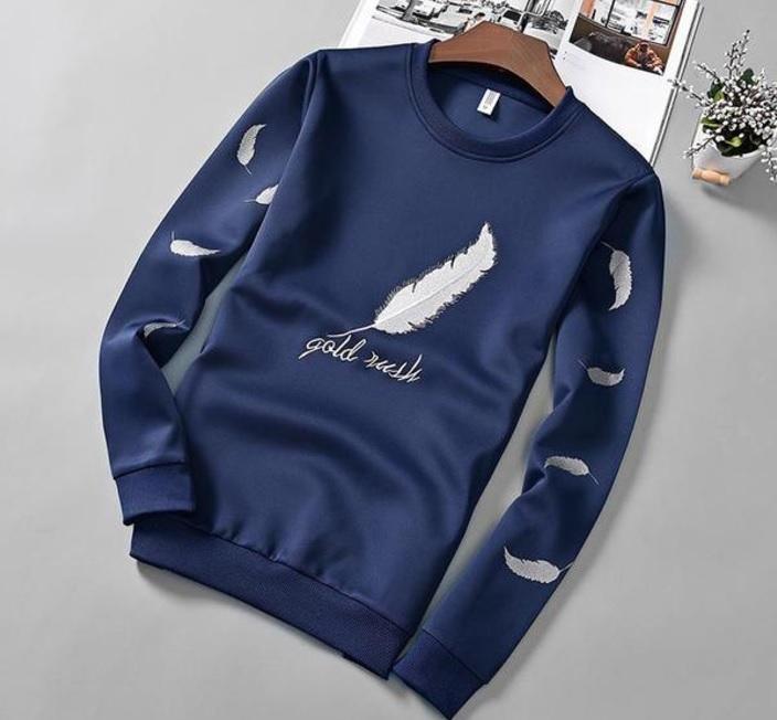 Navy crewneck casual sweatshirt with long sleeves and feather print front