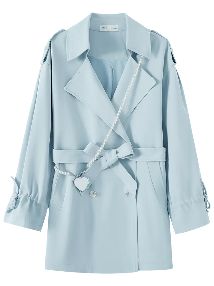 Light blue trench coat, open lapel with buttons, belted waist, heart pendant chain