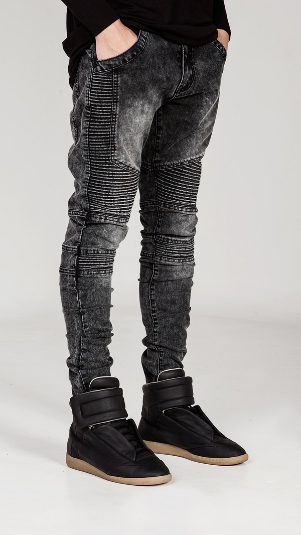 Fashionable jeans - WOMONA.COM