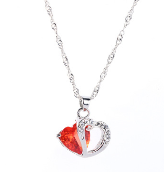 Lady Fashion Heart Pendant Necklace - WOMONA.COM