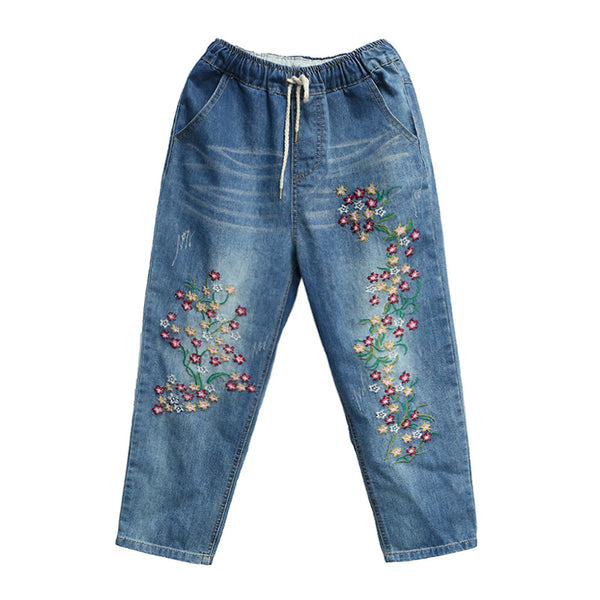 Embroidery Plus Size Loose Light Blue Jeans - WOMONA.COM