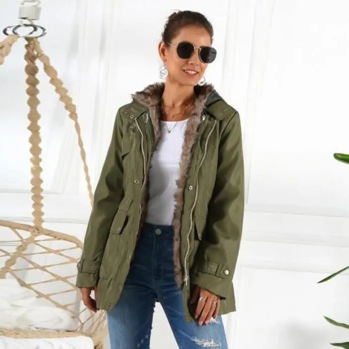 Women’s cotton padded jacket in army green with faux-fur hood trim and button front.