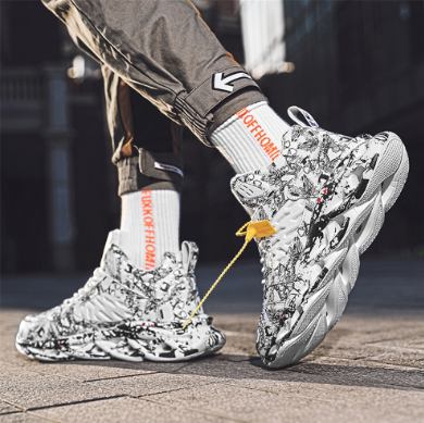 Graffiti print sneakers - WOMONA.COM