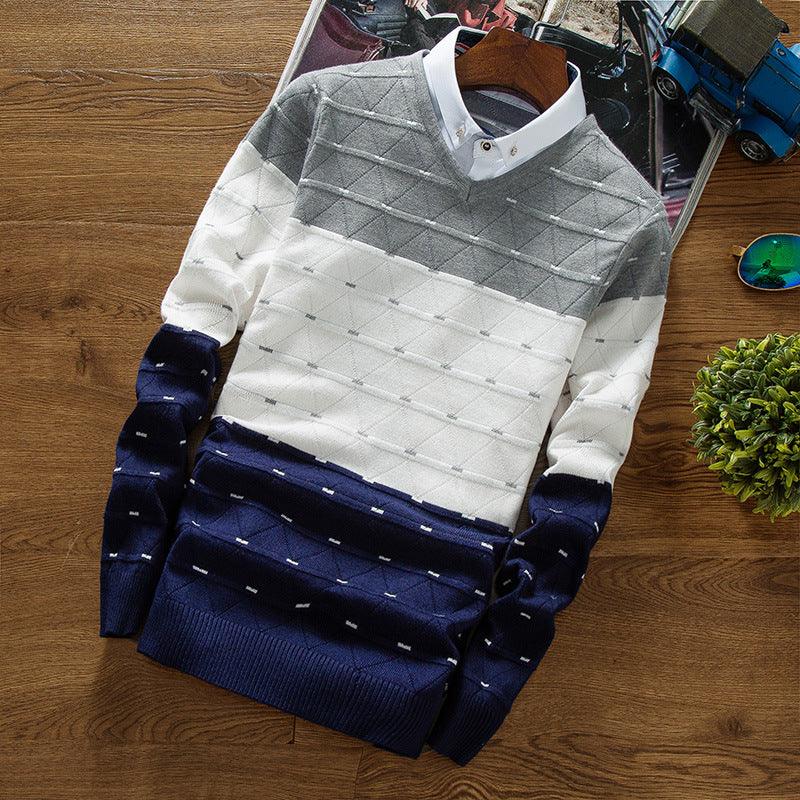 Men's knitted sweater, grey-white stripe with navy hem and long sleeves