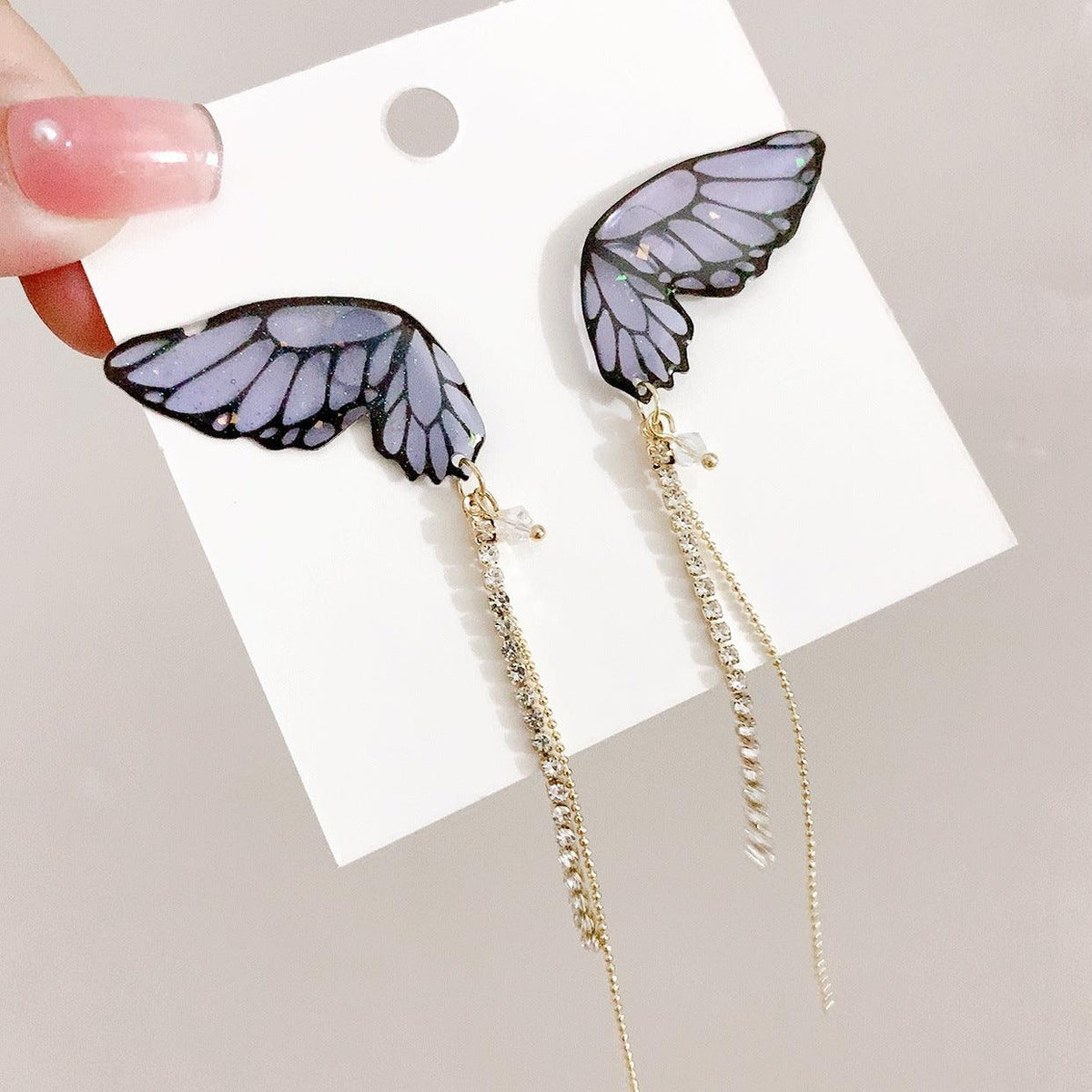 Women's Earrings - WOMONA.COM
