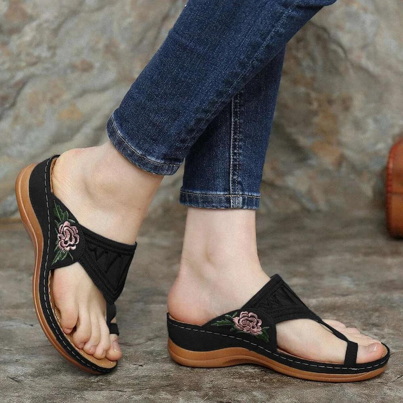 Electric embroidered flip flops - WOMONA.COM