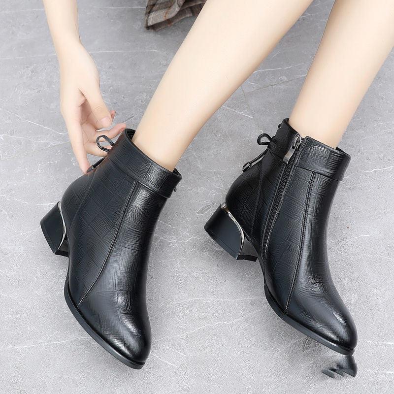 Thick-heel Mother's Leather Boots - WOMONA.COM