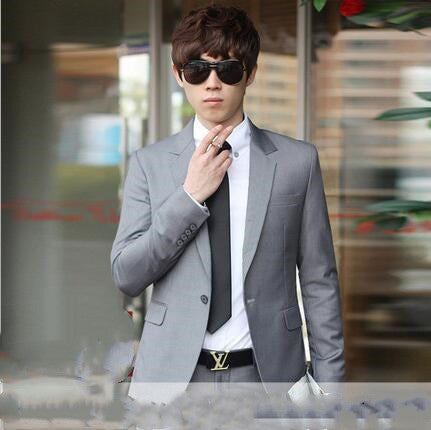 Young men in slim suits For Men - WOMONA.COM