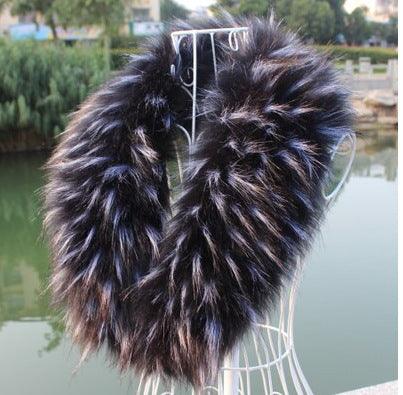 Faux fur scarf, thick collar style in black with long shaggy fibers.