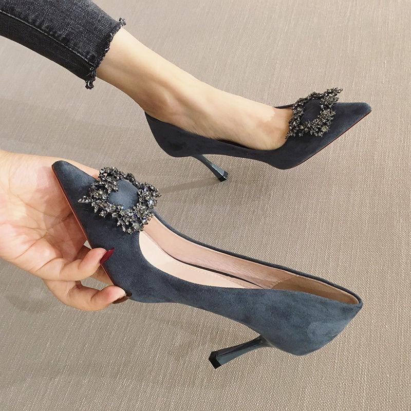 Girl With Pointed Sexy Stiletto - WOMONA.COM