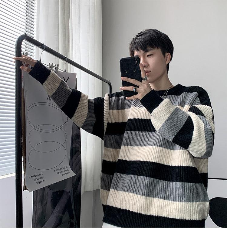 Striped round-neck sweater with ribbed cuffs and hem, black and cream horizontal bands