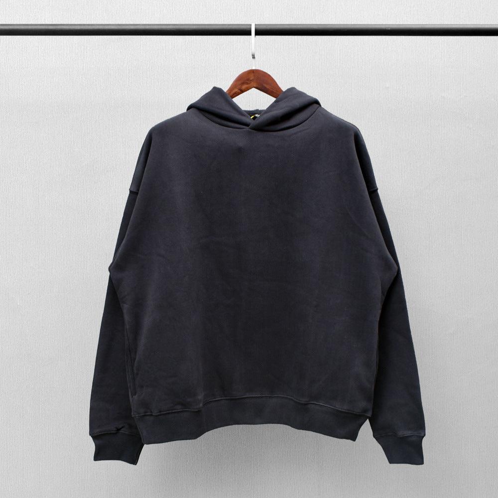 Men's fleece hooded sweater in dark charcoal, pullover style with front hood