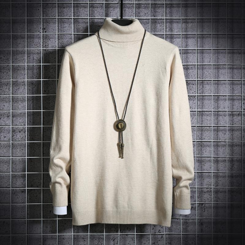 Men's turtleneck sweater in beige knit with long sleeves and ribbed cuffs and hem.